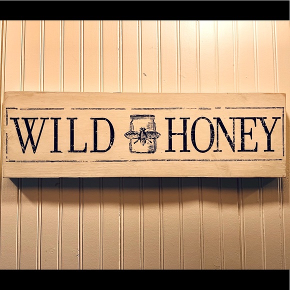 Other - 🍯 Vintage Wild Honey Painted Wood Sign Farmhouse White Bees 🐝